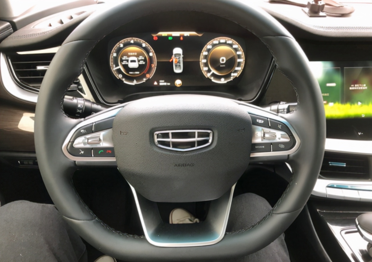 开过朋友的大众速腾，再开吉利博瑞，司机表示差距巨大