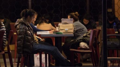 大学考试也很“难”，尤其是体测考试，让学生都直言：怕了怕了