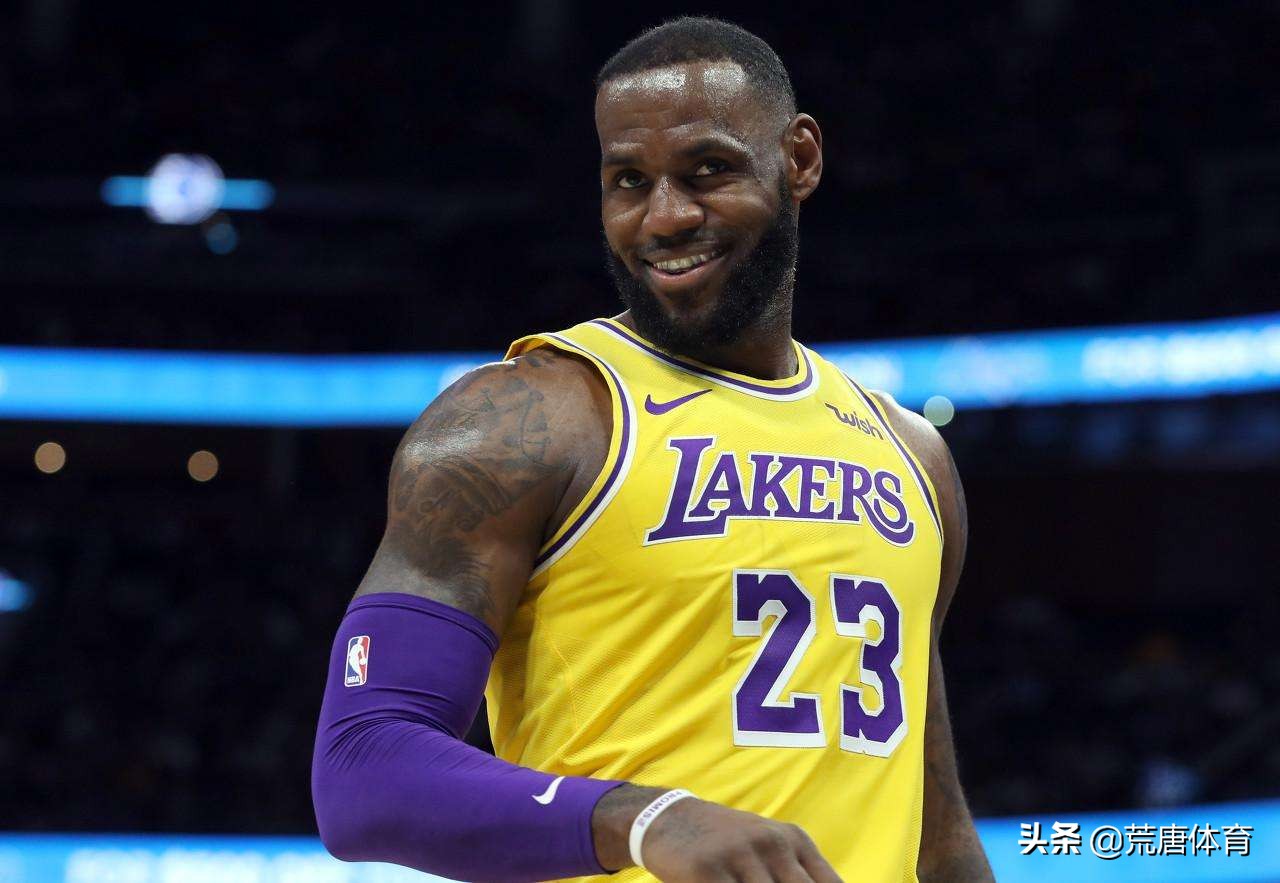 nba为什么不让戴面罩(NBA装备大盘点，詹姆斯面罩用一场就被禁，最贵的装备你想不到)