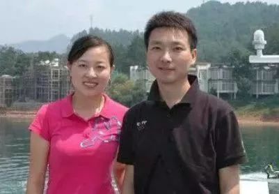 结婚24年恩爱如初，