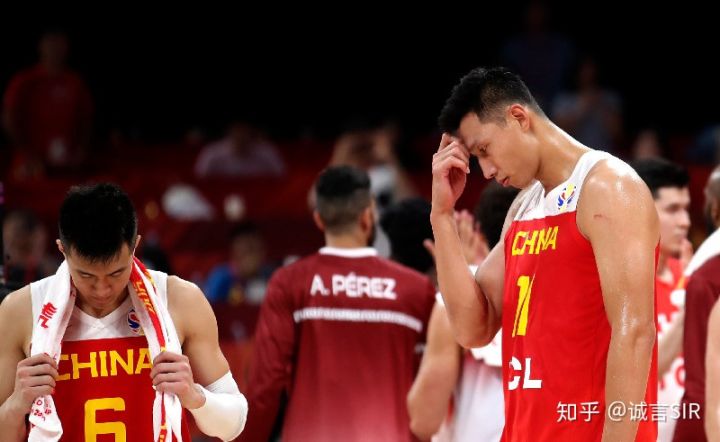 中国在nba为什么混不好(为什么在中国篮球的群众基础很好，但是成绩却不尽如人意？)