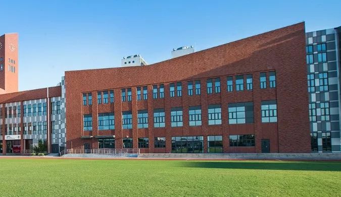 魔都上海这些年，适合翻拍流星花园的私立学校：颜值高，学生棒！