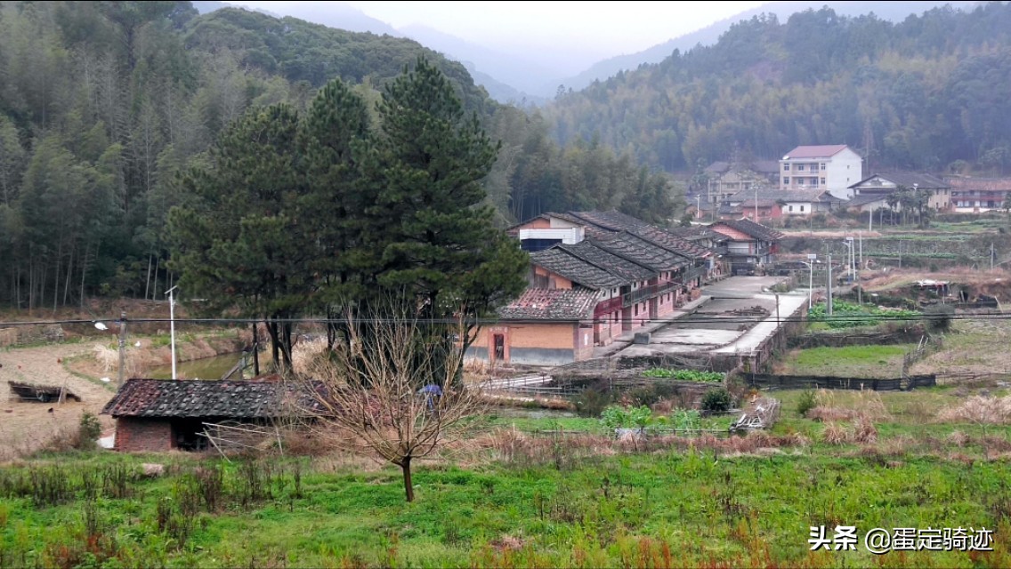 象溪乡菜溪岩