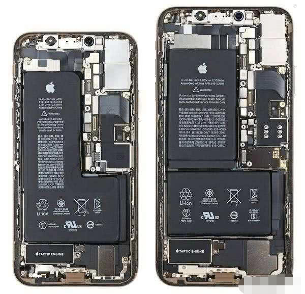 手机电边玩边充，电量消耗是来自电池还是充电器呢？说出来别信。