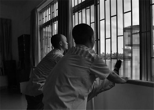 高校学霸，竟然数次入狱，成为死刑犯，发明专利捡回一命