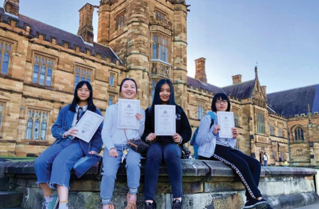 高考日语简单又提分，为啥差生宁愿不及格也选英语？听听老师咋说