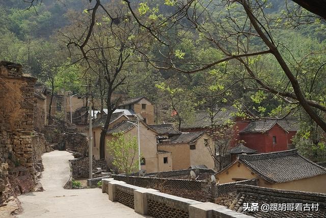 太行山腹地有一个诗情画意的古山村，最适合隐居