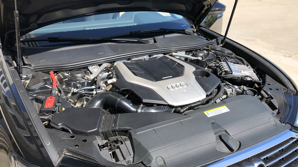 3.0T的奥迪A6L，开起来有什么不同？