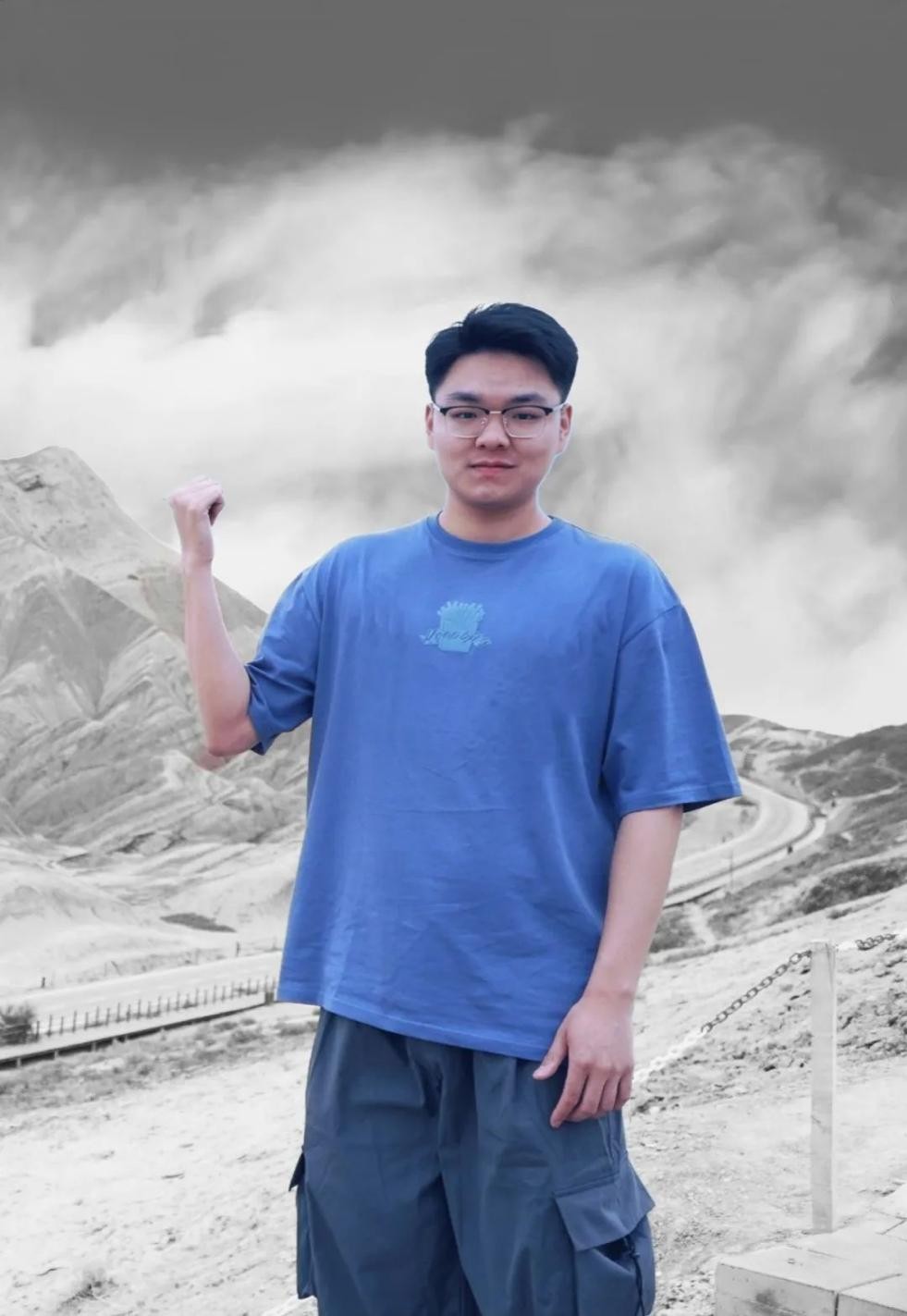 惊艳！北京“双一流”名校2021级新生辅导员集体亮相，网友：眼前一亮！