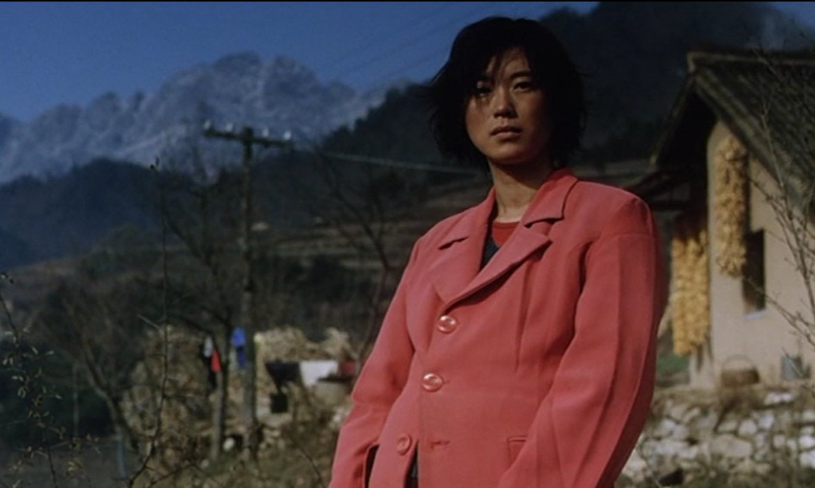 盲山：22岁女大学生被拐卖，为逃跑委身三个男人，结局令人绝望