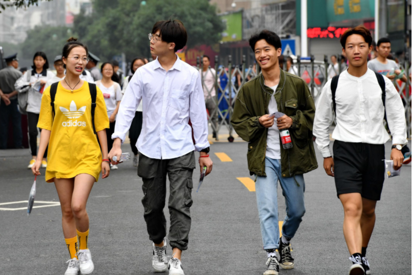 130分能读正规大学，四川这几所高校正在补录，落榜生捡漏的机会