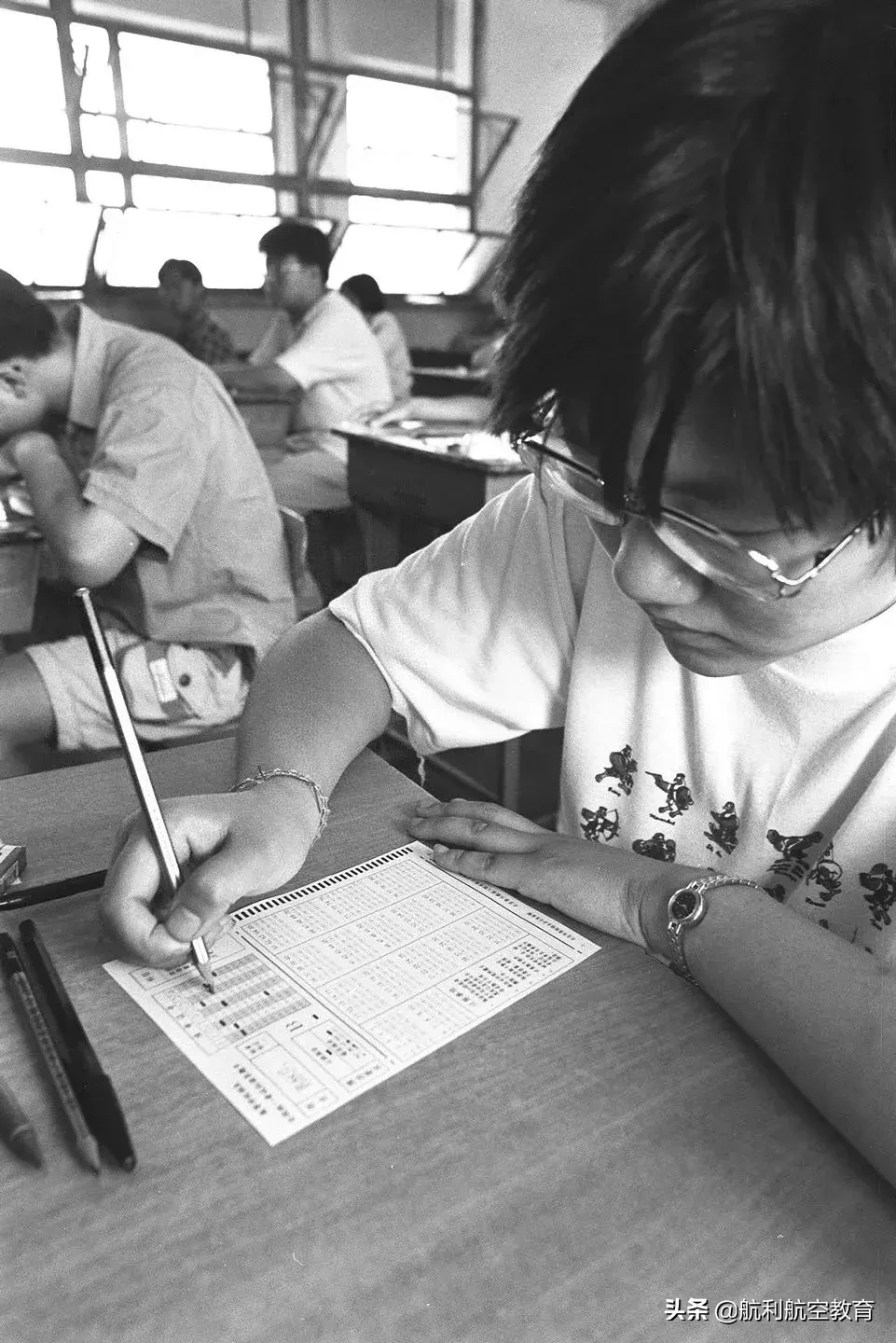 45张照片，几代人的高考记忆