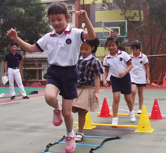 揭秘深圳鹏兴实验学校！学位供不应求，这所学校到底有什么魅力？