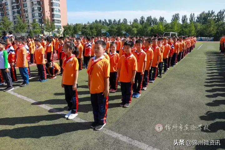 锦州市实验学校德胜、学苑两校区6000余师生参加安全疏散演练