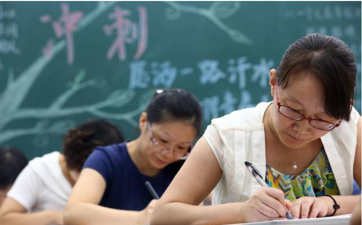 民办学校转公在即，老师有机会直接获得公办编制吗？官方回应来了