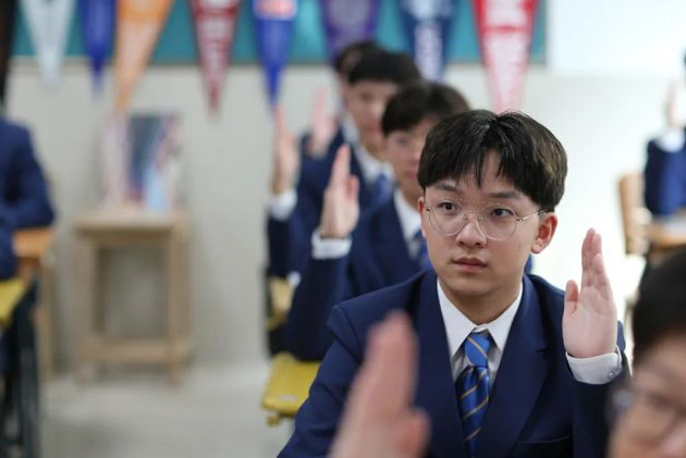 985高校“大洗牌”，清华大学无缘榜首，华中科大排名引争议