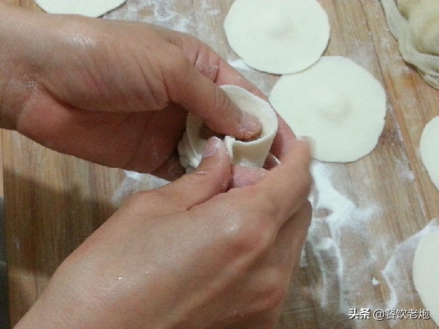 包子的包法花样图片，新手包包子的手法步骤图教程