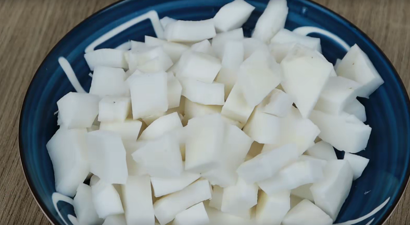 怎么打开椰子壳取椰肉（手把手教你快速打开椰子）