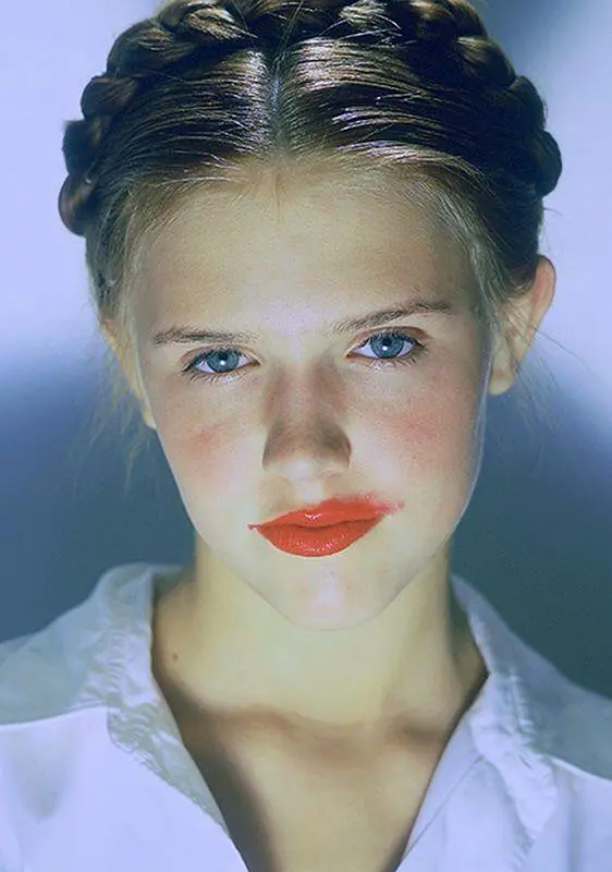 《洛丽塔》:无法控制对少女产生欲念,是"情欲增盛"患者的悲剧