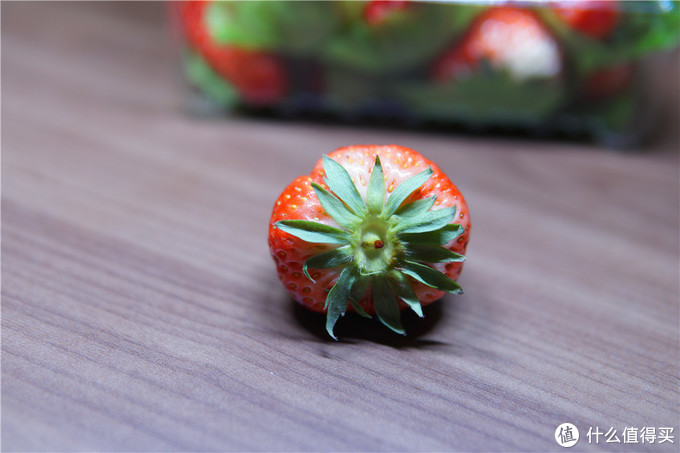 网上如何买草莓？日本淡雪 丹东99 红颜 四川露天哪个好吃？