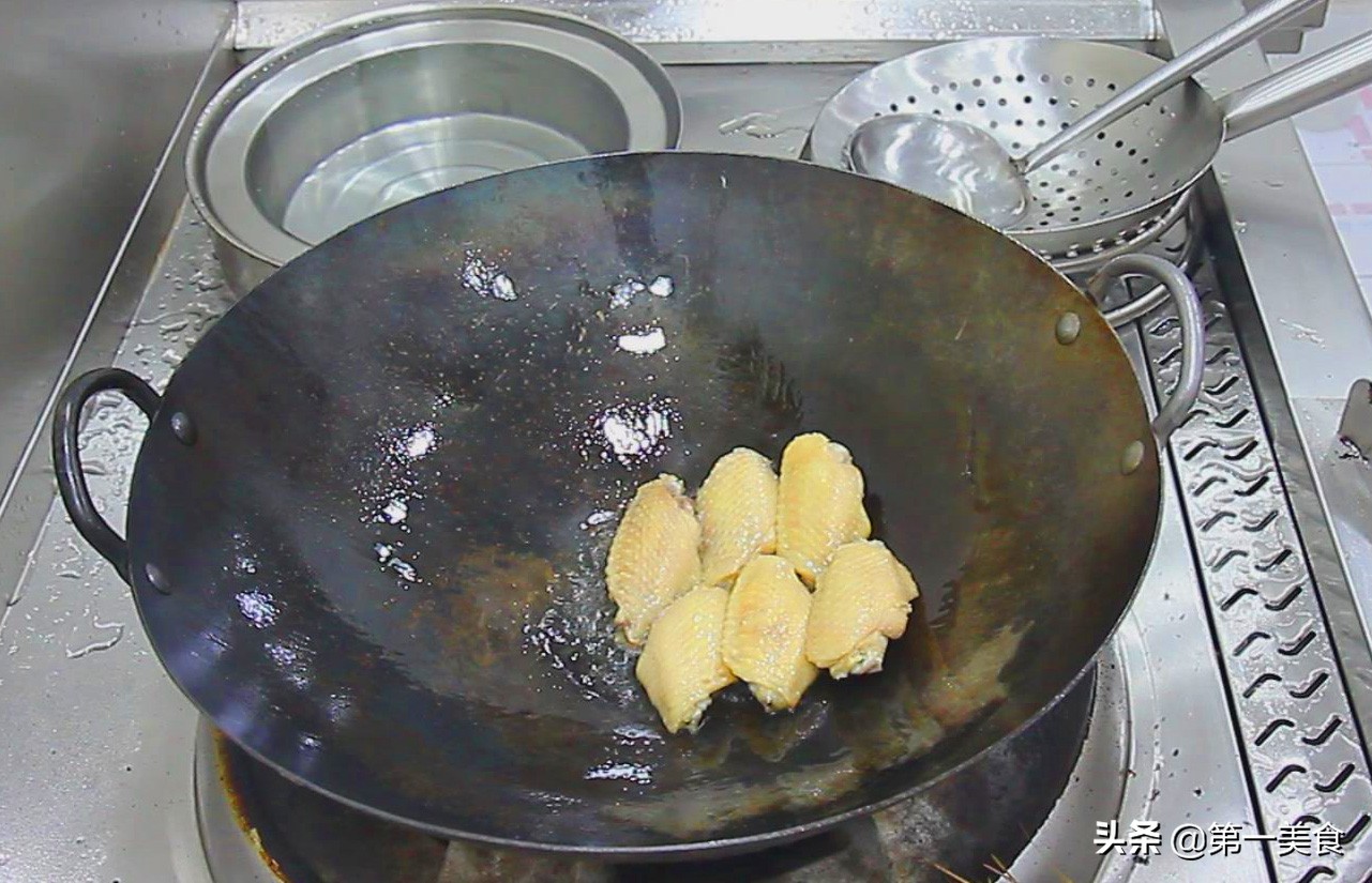 可樂雞翅的詳細做法,可樂雞翅的詳細做法步驟