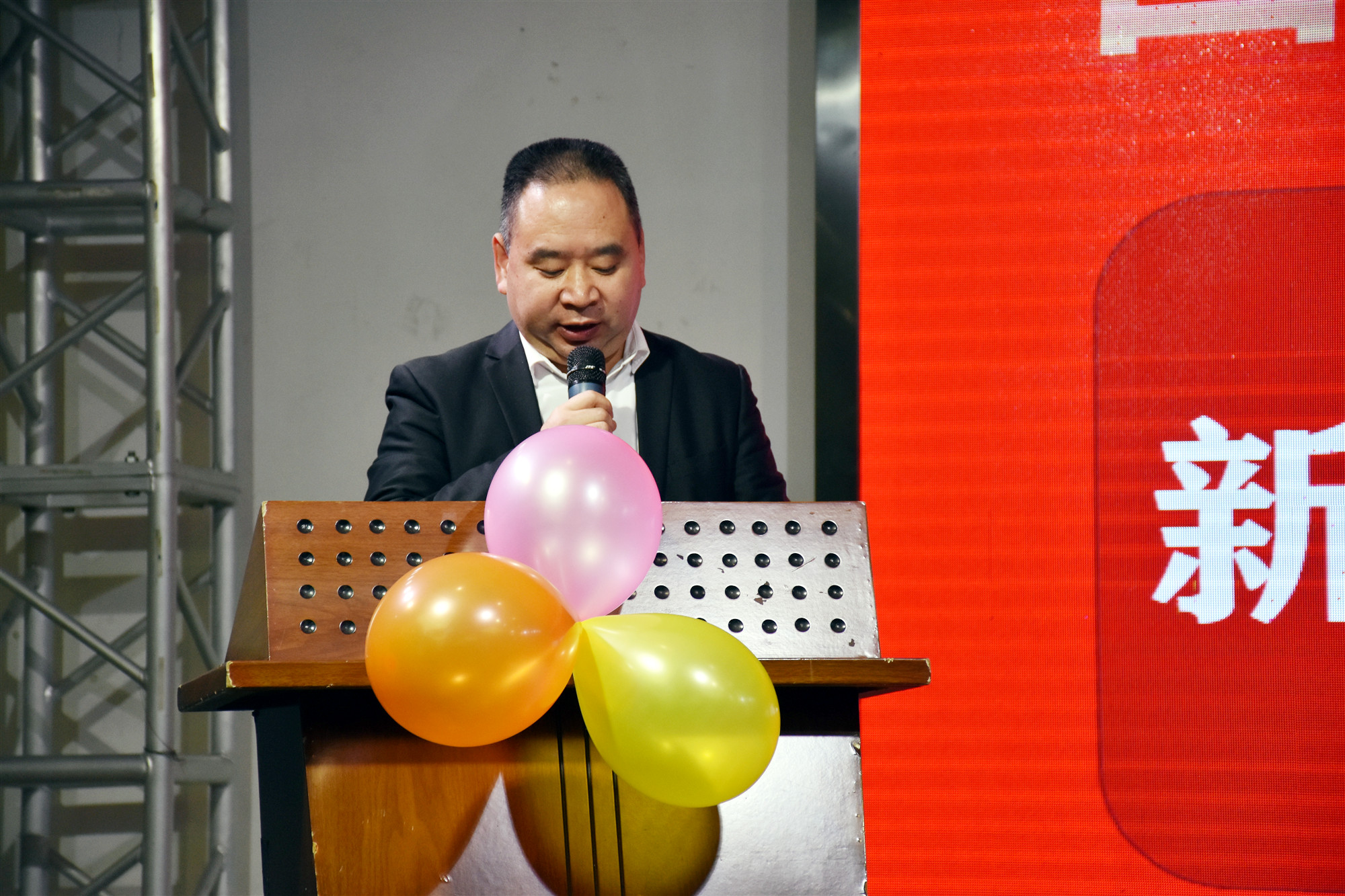 四川省市场经济法律应用协会与四川仁厚律师事务所达成战略合作