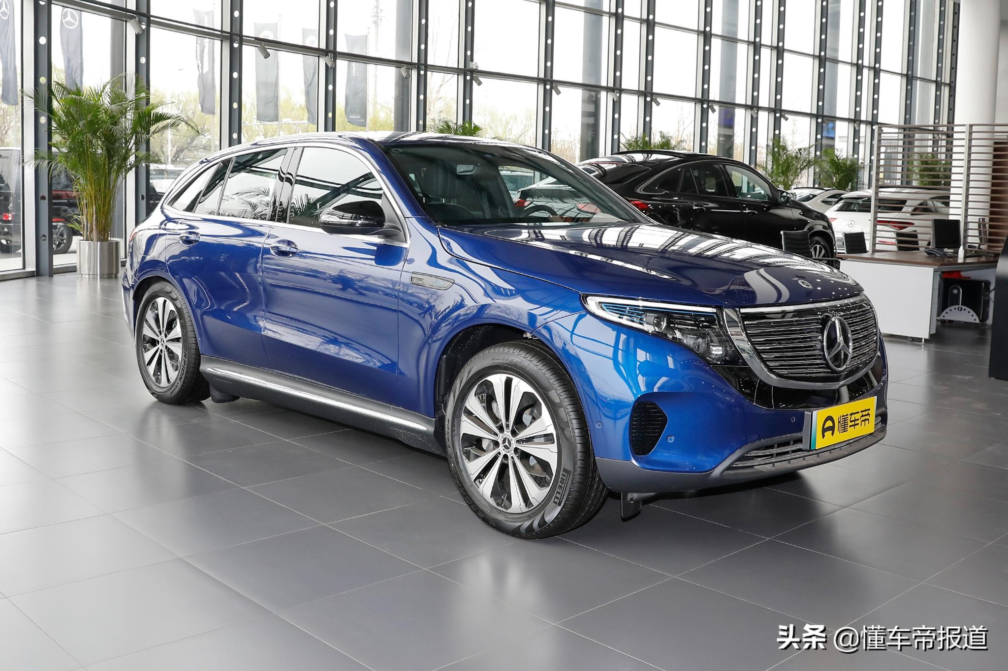 98万-57.98万元,2021款奔驰eqc上市
