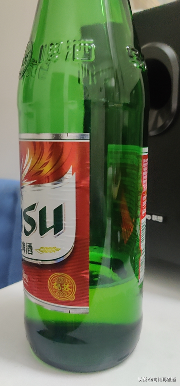 一年卖出10亿瓶！如此上头的乌苏啤酒，为什么还有这么多人追捧？