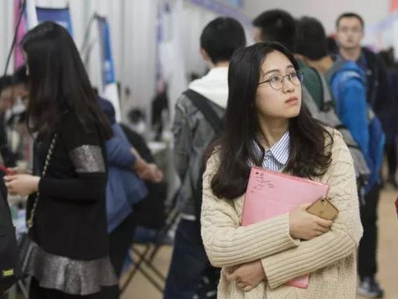 学费2.8万的民办二本，和学费5000的公办专科，你会怎么选