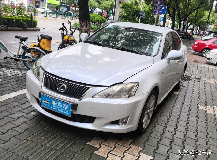 10万左右买什么车好（雷克萨斯10万左右的车）