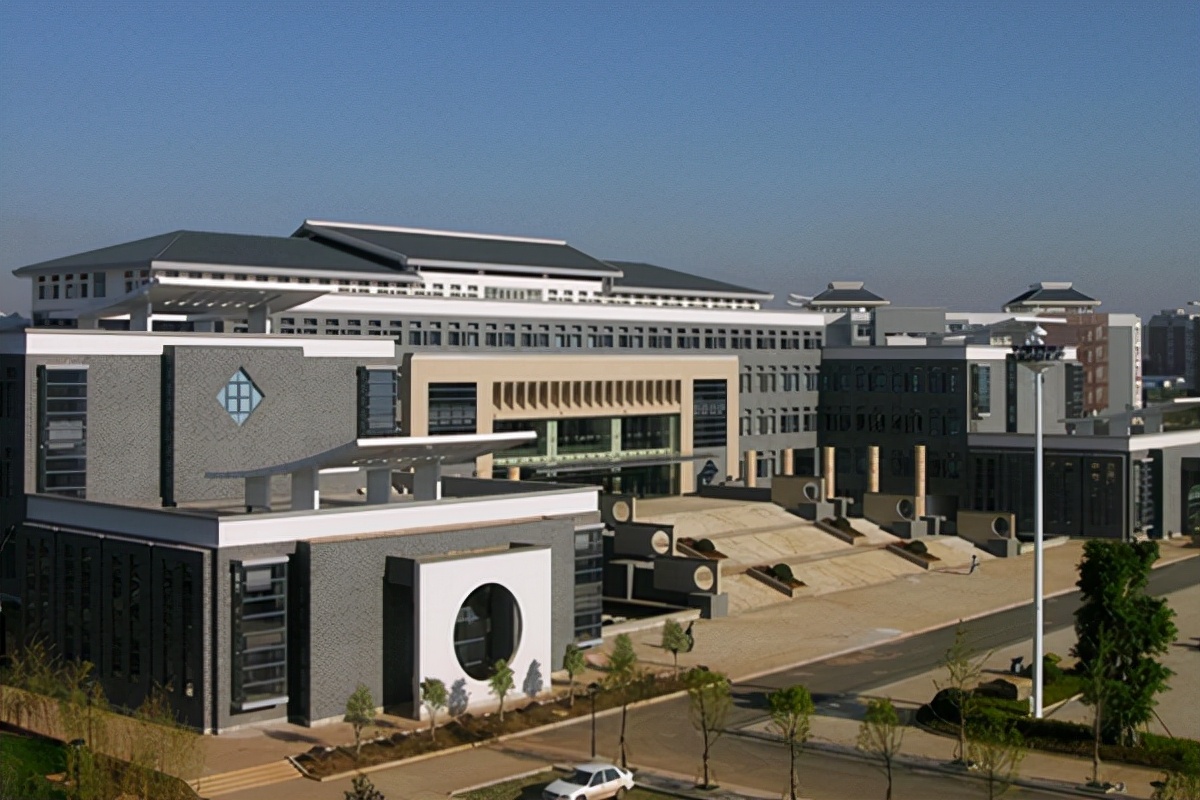 云南一院校重大“升级”，教育资源更上一层楼，当地考生有福了