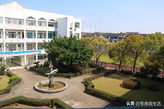 灵溪校园①</p><p>　　嘿！好久不见，甚是想念