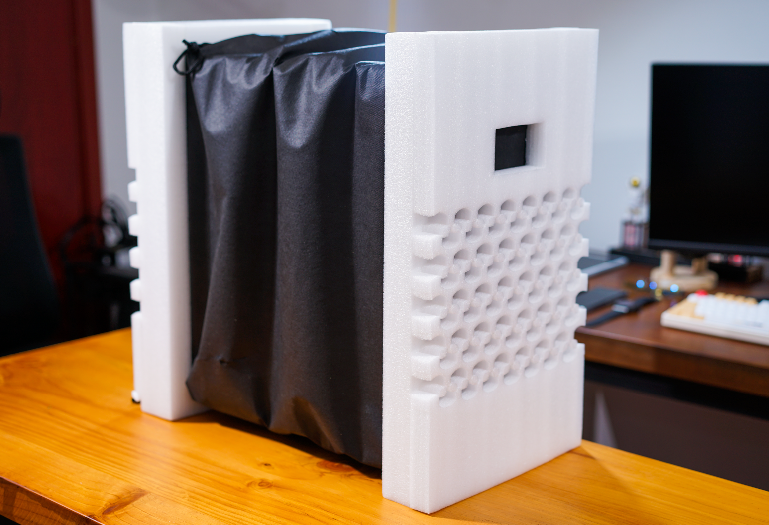 今年装过的最好静音机箱居然是个“鞋盒”？YOGO K100装机体验