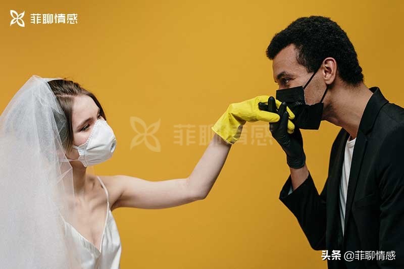 12种不同类型的男人接吻方式，判断他有多爱你