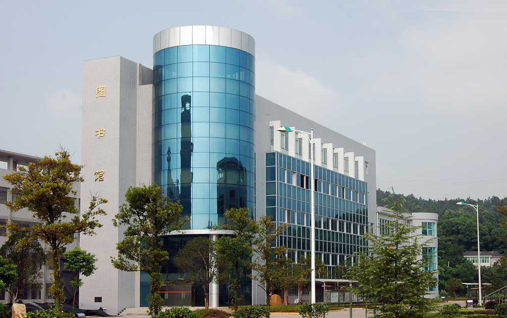 湖南湘潭2020高考四所好高中，湘乡一中创佳绩，获湘潭市理科状元