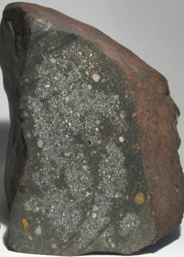 青海玉树火流星陨石现世!种类很稀有,但陨石大都还留在一座山上