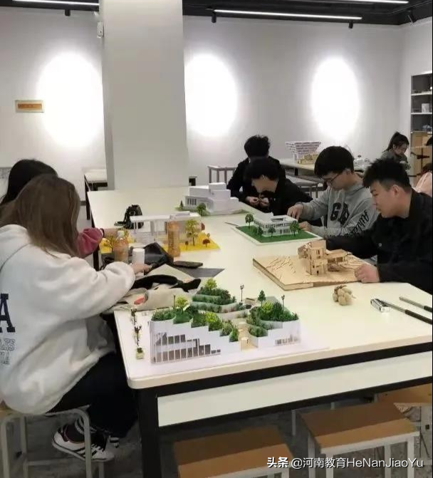 河南成人高考院校推荐——郑州科技学院