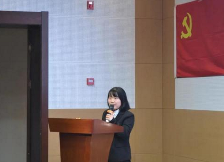 大学入党最容易！抓住机会在大学入党，成绩好不好，这4点也重要