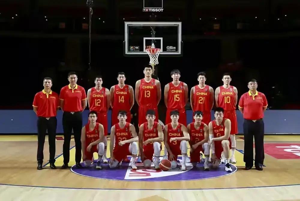 为什么中国队进不了nba(中国男篮史上首次无缘奥运会！症结很多，关键是不缺钱，就缺练)