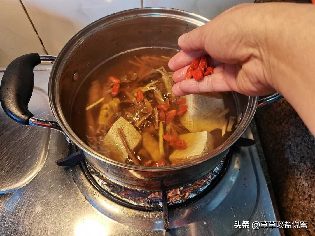 春日美味，蛏干竹笋冻豆腐，鲜美，清爽，滋补，不发胖