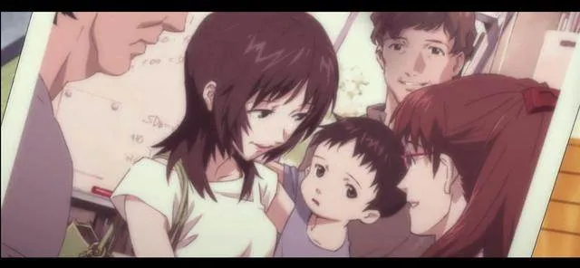 为碇真嗣看了一张年轻时的冬月与碇真嗣的爸爸,妈妈,还有婴儿状态碇