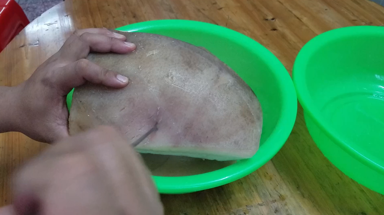 家?？廴?家常扣肉最簡單的做法