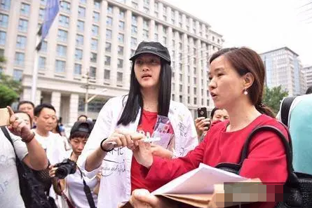 时代少年团3人高考成绩曝光，马嘉祺学霸人设崩塌，数学仅考25分