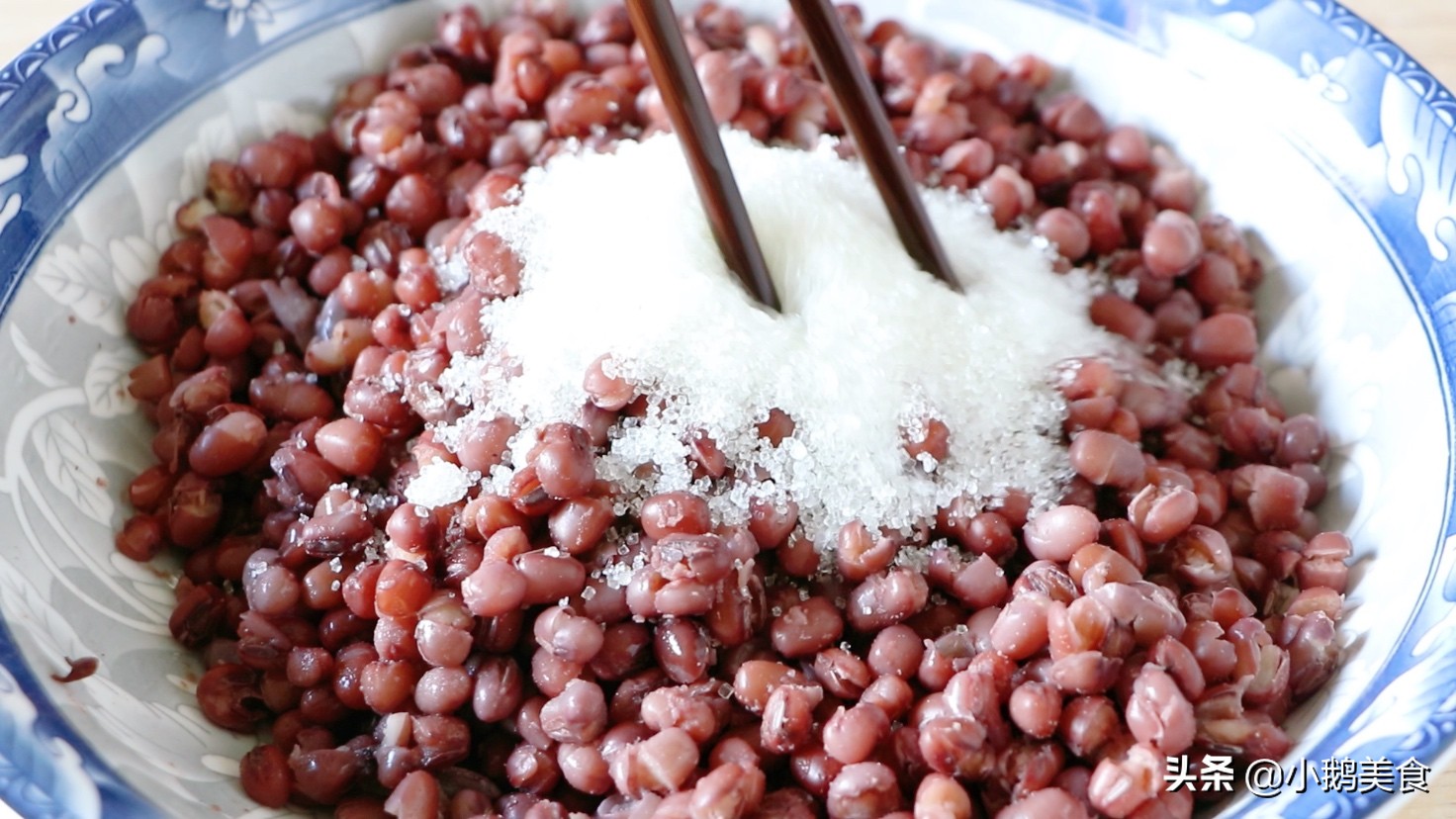 红豆饼怎么做好吃又简单（你无法抗拒的红豆饼做法）