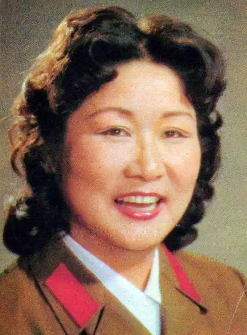 自古三晋出美女 这10位山西女星 个个品貌端庄实力强 甩网红脸几条街