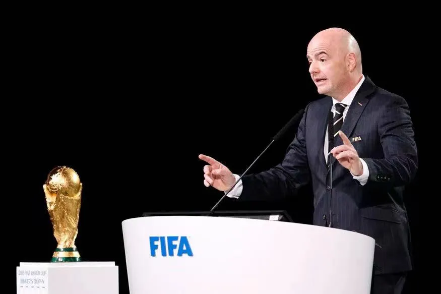 2020年是第几届世界杯(世界杯2年一届！FIFA“注水”还是搏命？)