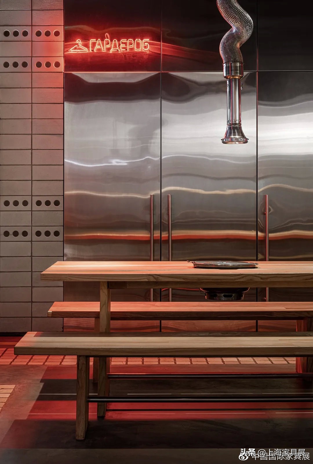 415㎡工业风韩式餐厅，这艺术灯光真是绝了