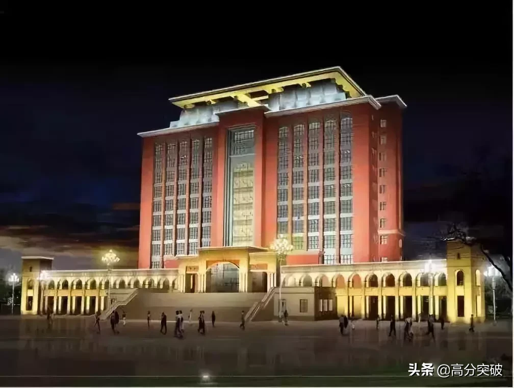 泡一整天都不够！国内那些美炸天的大学图书馆，你去过几个？