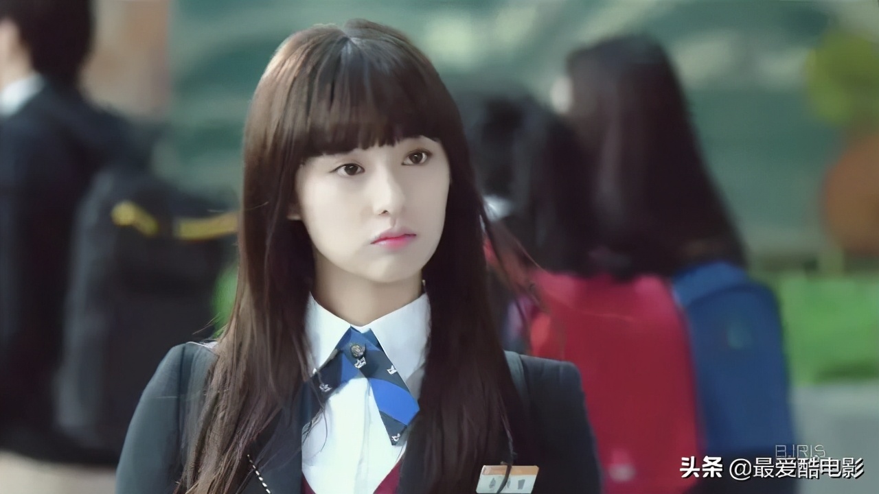 还有因主演《鬼客》被国内观众所熟知的郑恩彩,都有参演该片.