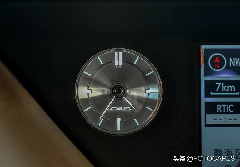 雷克萨斯LS350入门版实拍，售价80.8万起，卖的就是颜值和品质？